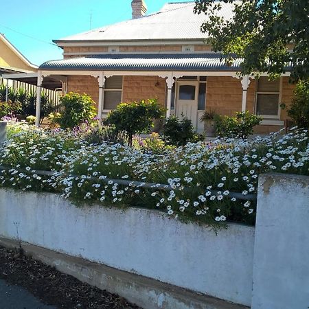 Book Keepers Cottage Waikerie Esterno foto